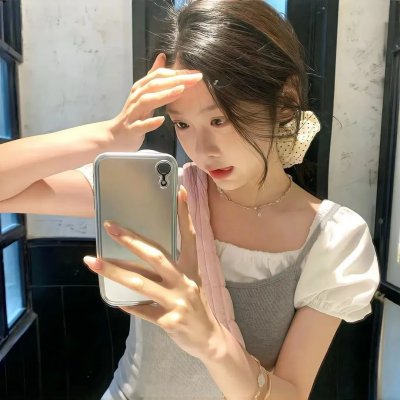 侧颜封面